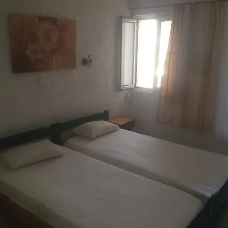 Captain Pavlos Aparthotel