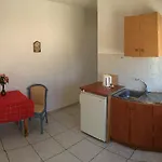 Captain Pavlos Apart Otel