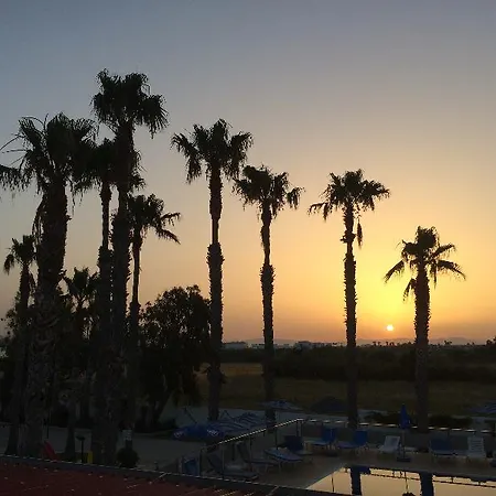 Captain Pavlos شقة فندقية 2*